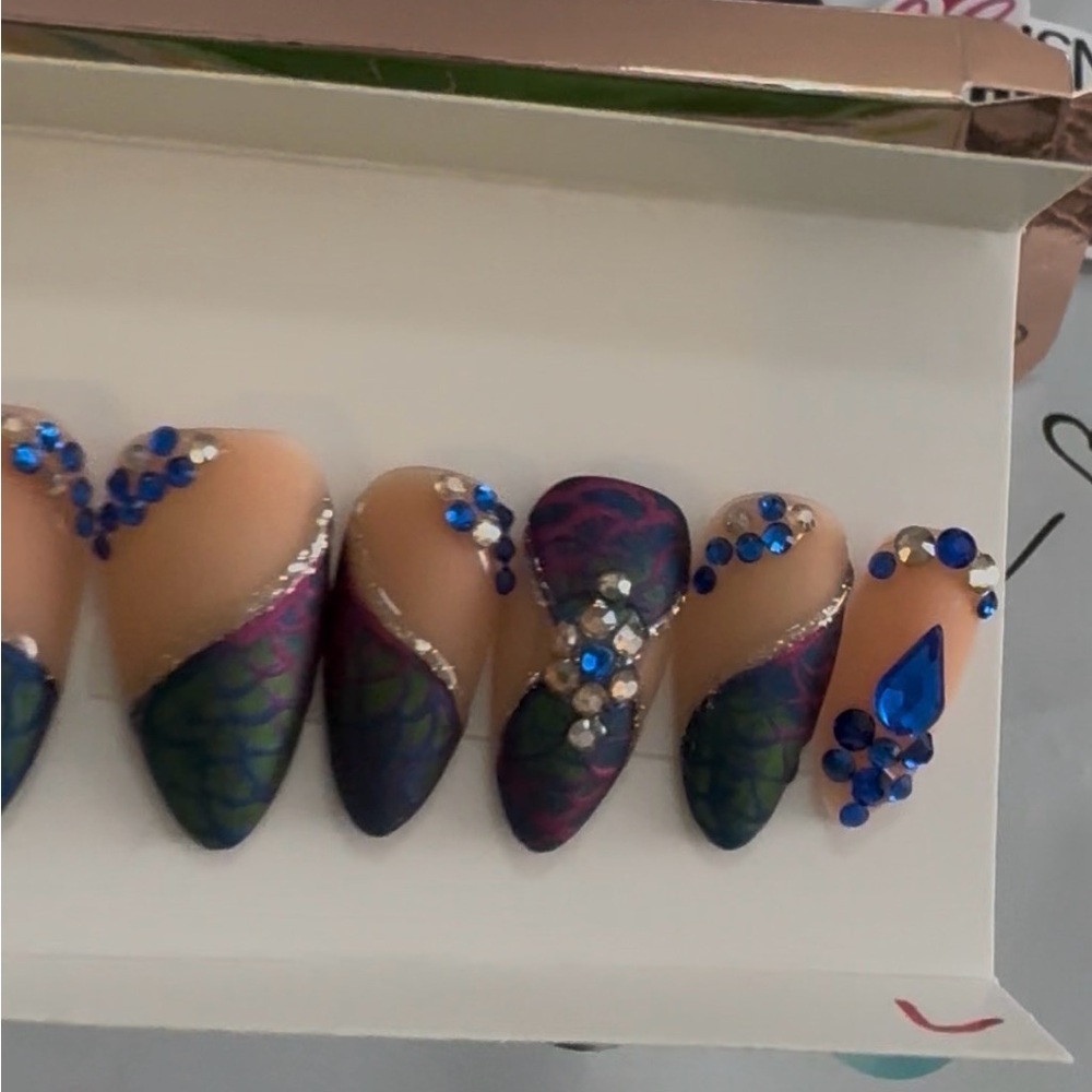 NWT Custom Size L Gorgeous Handmade Peacock Feather Design Press-On Nails Set - Picture 4 of 8